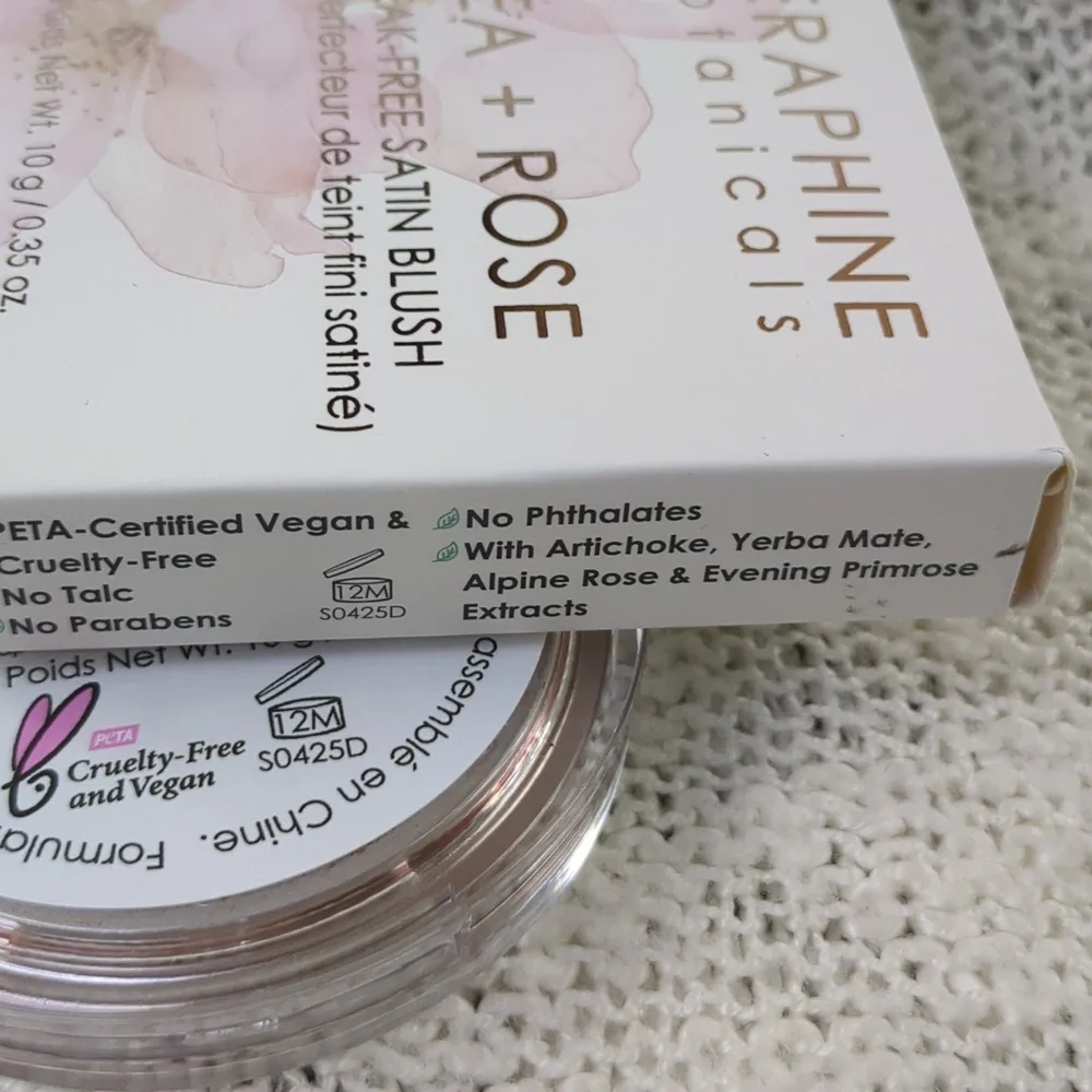 Seraphine Botanicals Tea + Rose Blush in Fresh Apricot, 10g/0.35oz